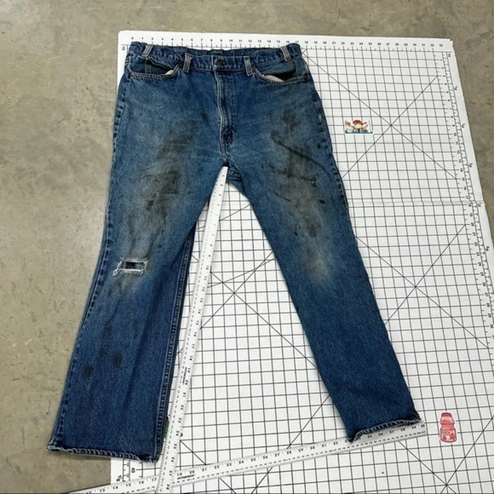 Levi’s orange tag VNTG paper tag destroyed and grunged sz 34 jeans A8